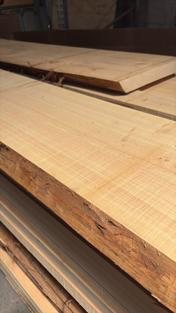 Live edge